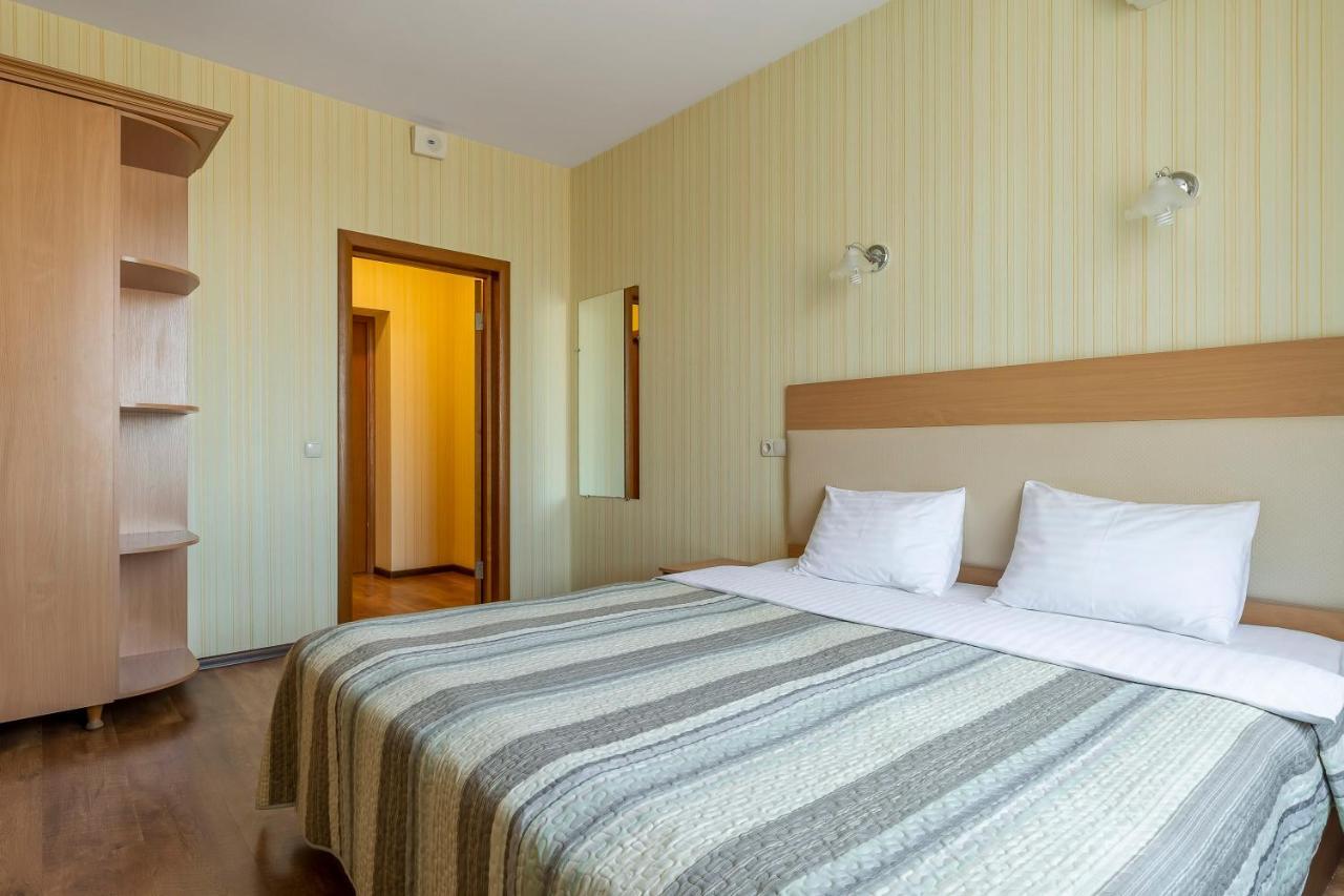Гостиница Siesta Киев Sofiivska Borshchahivka Extérieur photo