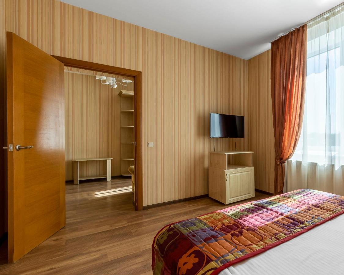 Гостиница Siesta Киев Sofiivska Borshchahivka Extérieur photo