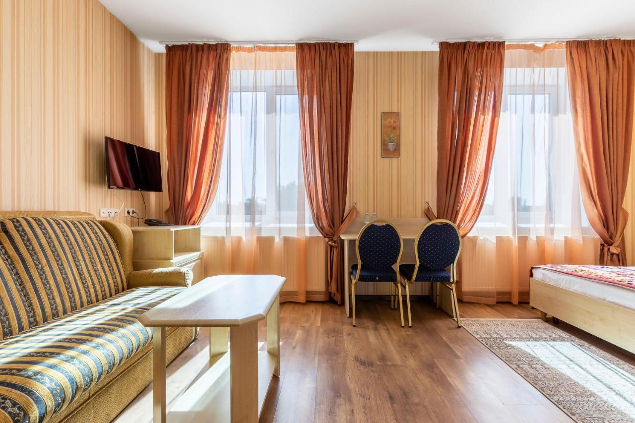 Гостиница Siesta Киев Sofiivska Borshchahivka Extérieur photo