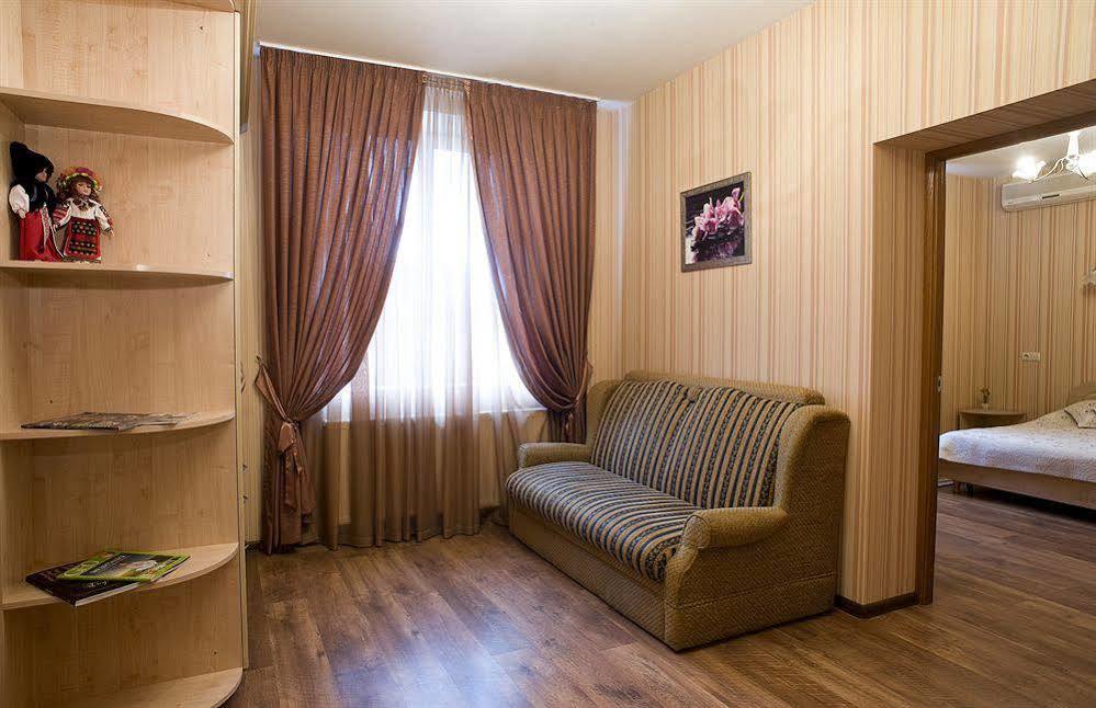 Гостиница Siesta Киев Sofiivska Borshchahivka Extérieur photo